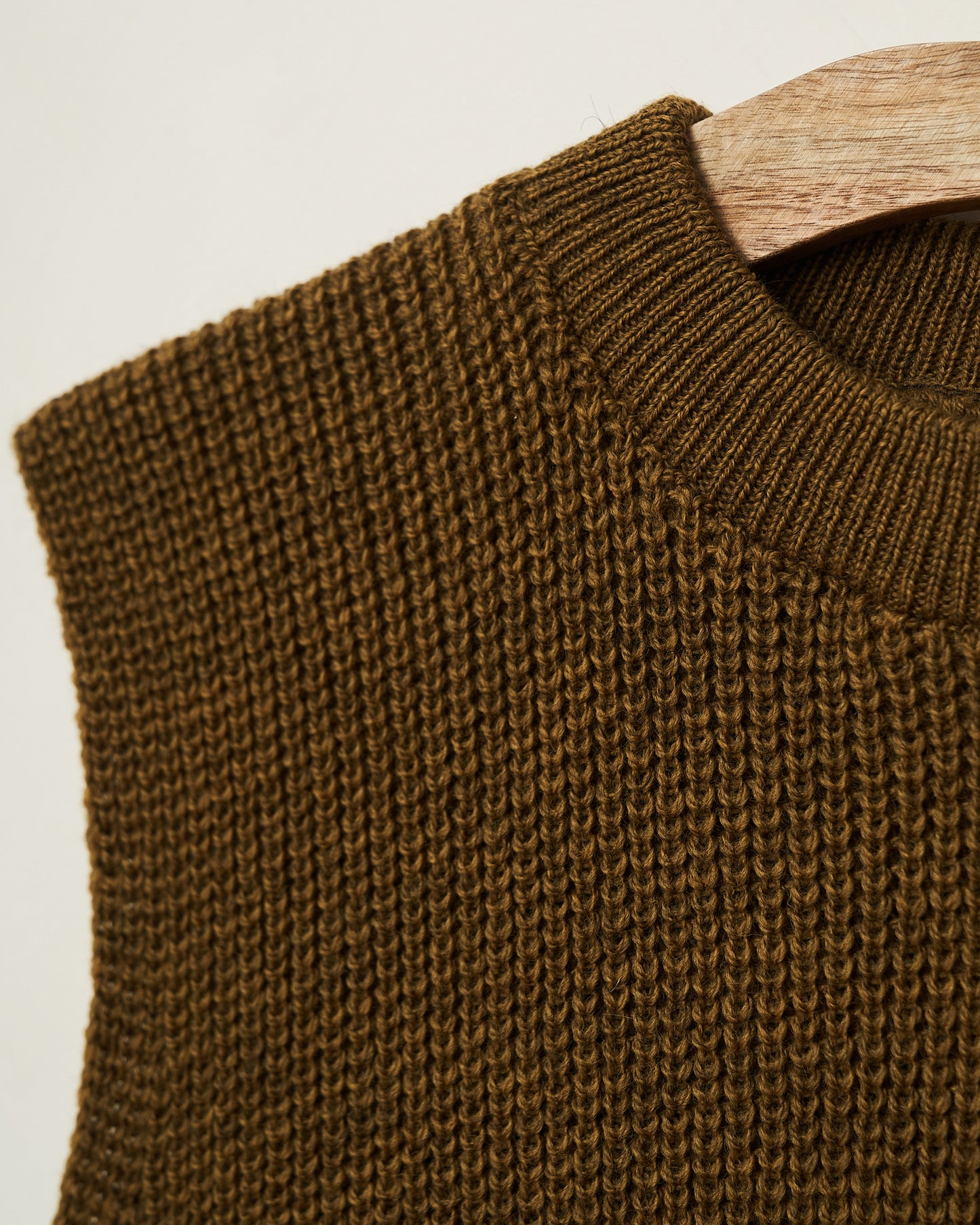 Onda Knit Vest