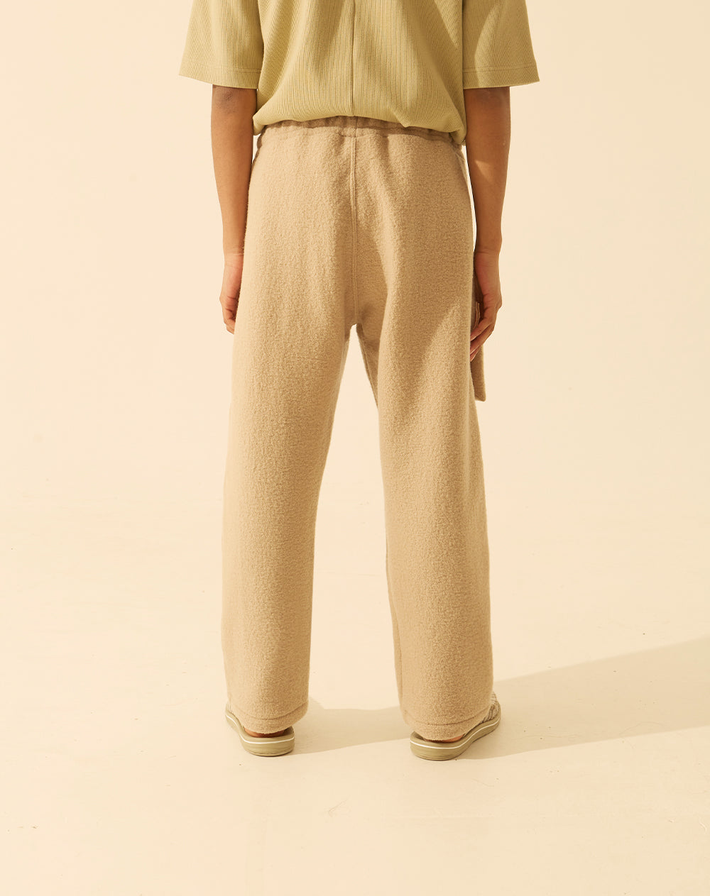 mare beige trousers