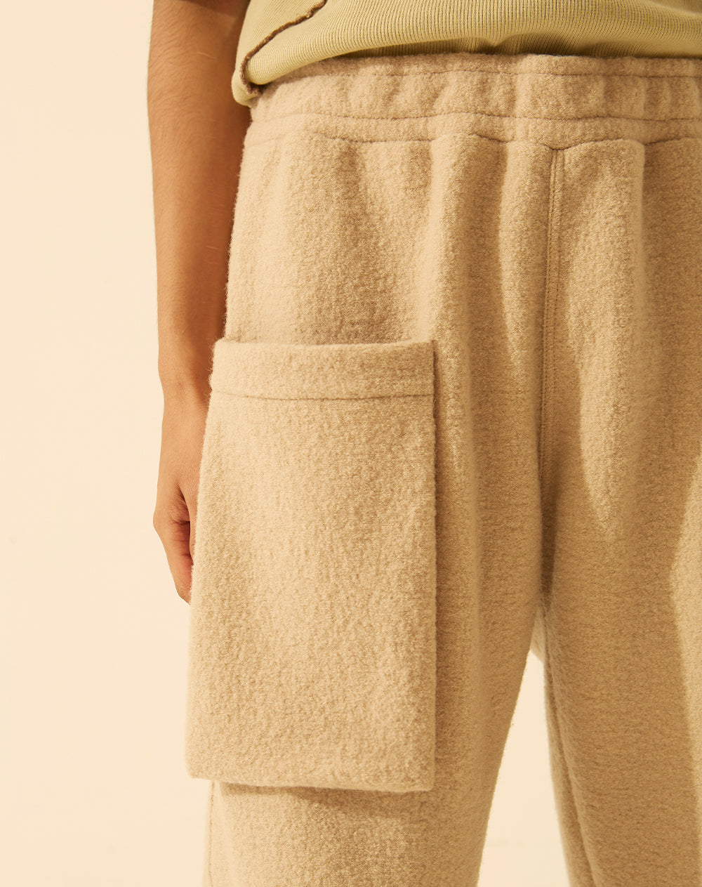 mare beige trousers