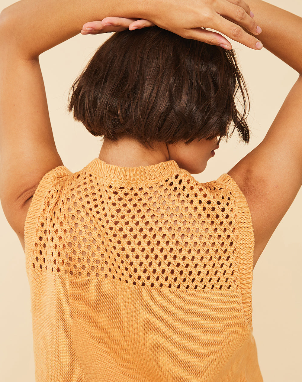 io e te sole cropped vest