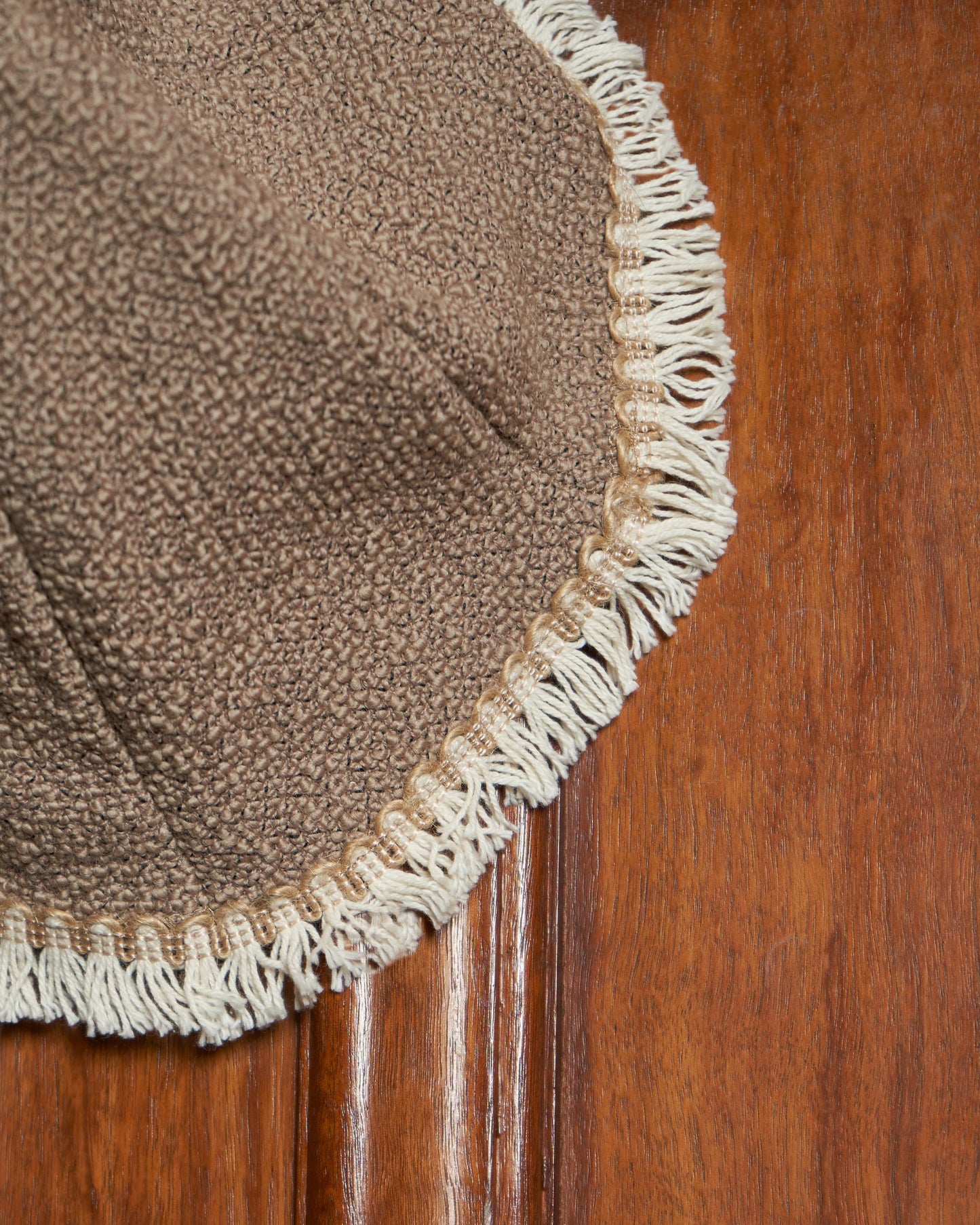 cuore tassel hat