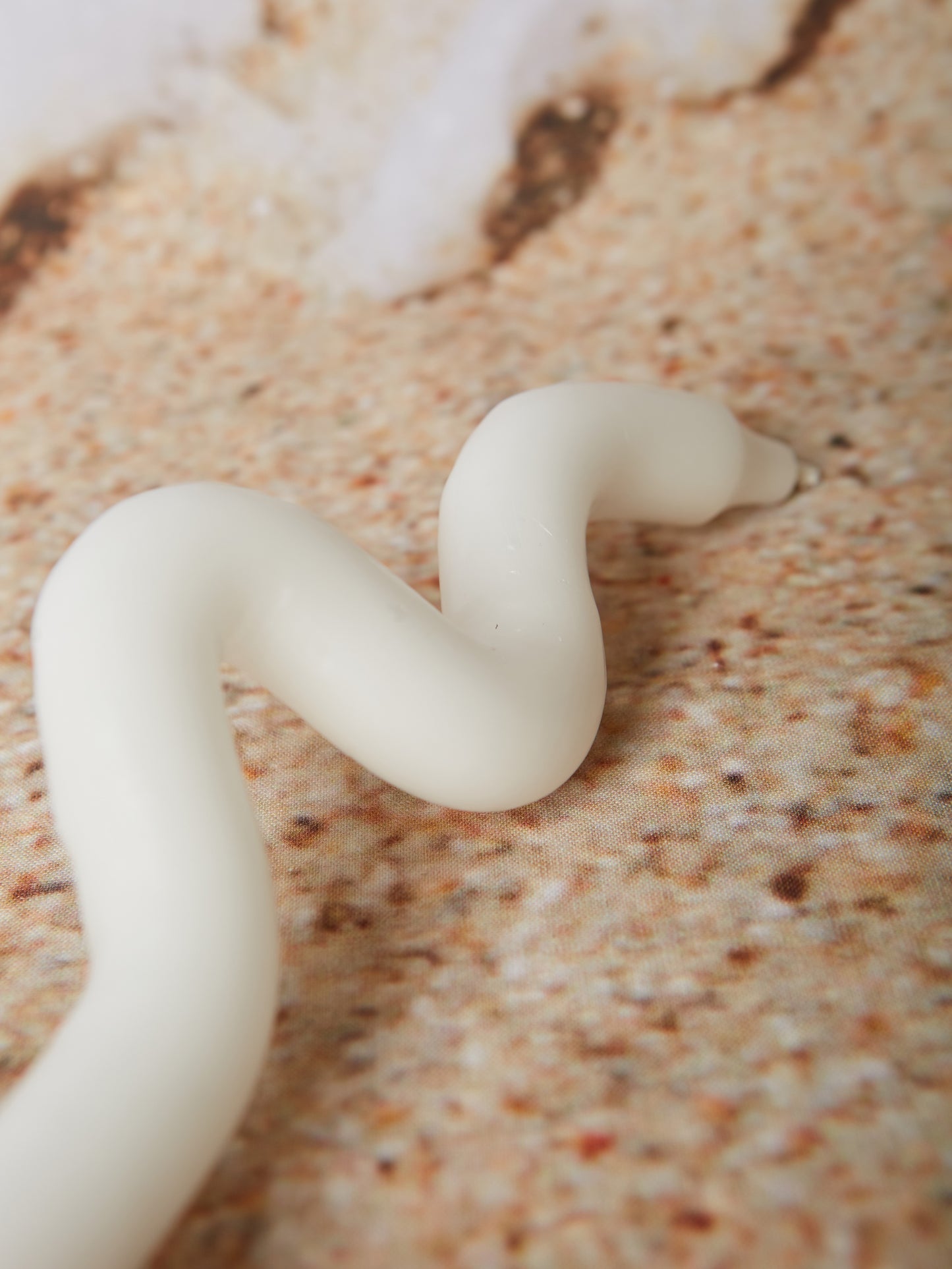 mare wavy 'pearl'