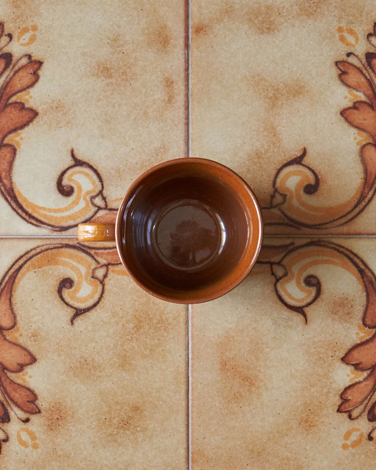 half glaze textured cup
