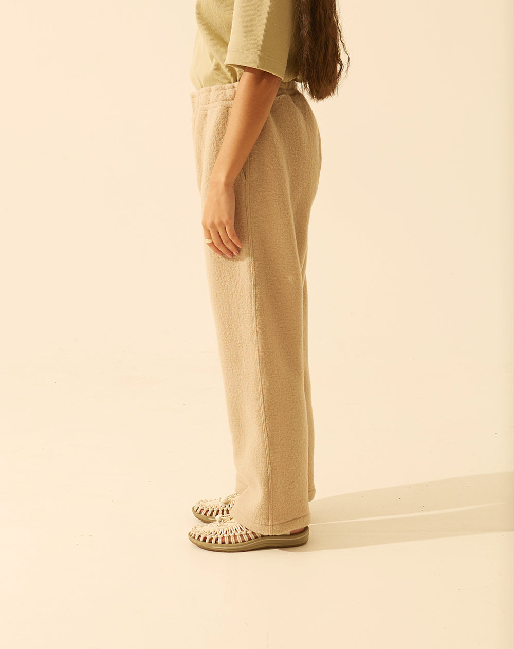 mare beige trousers